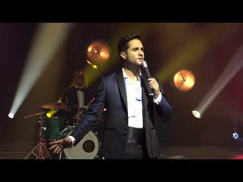 Paco de María - Just A Gigolo (Video Oficial)