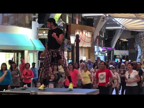 Totally Awesome 90s @ Harmony of the Seas