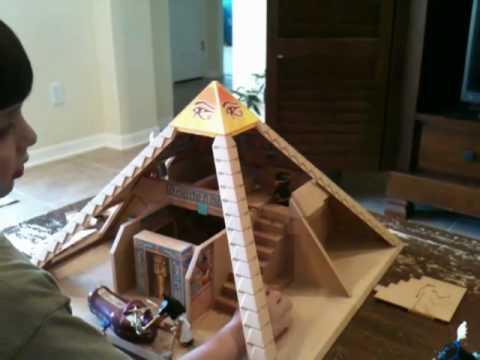 comment construire pyramide playmobil