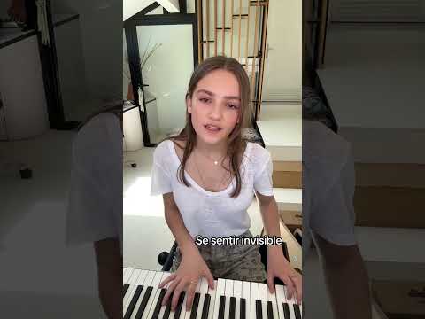 🇫🇷 Zoé Clauzure singing a snippet of her upcoming single "Invisible" (release date: June 6)