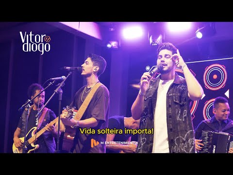 🎶🎉 Vida Solteira Importa - Ao vivo em Itacaré - Vitor & Diogo 🎉🎶