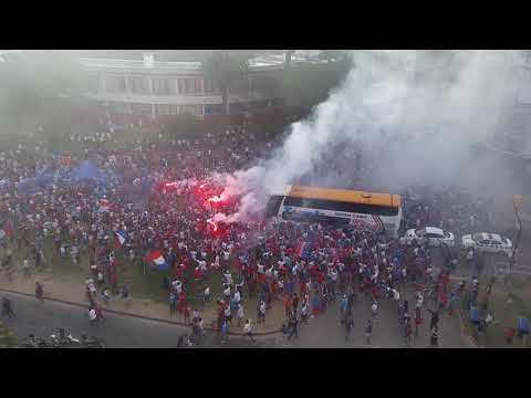 "Banderazo hinchada de Nacional 3/2/2019(3)" Barra: La Banda del Parque • Club: Nacional