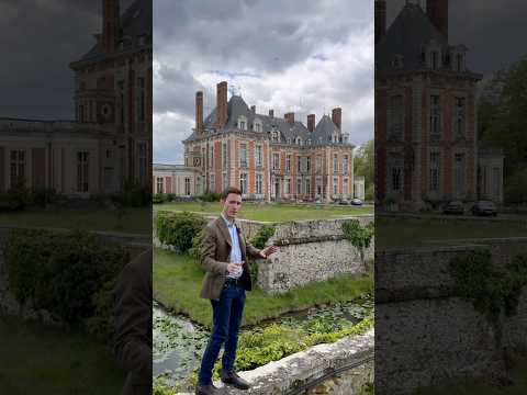 17th century French Château near Paris (antiquaires en immeubles) #history #chateau #frenchcastle