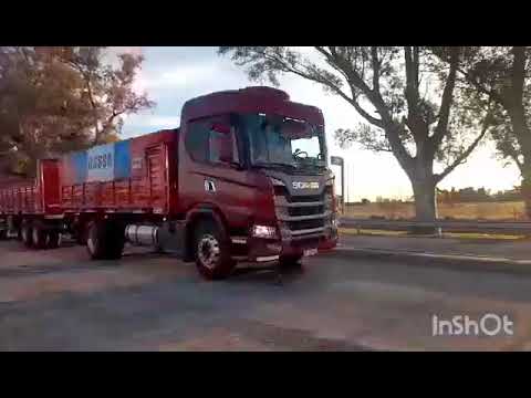 CAMIONES EN CRUCE DE RN158 Y RN19 , SAN FRANCISCO , CORDOBA , ARGENTINA , VIDEO 346