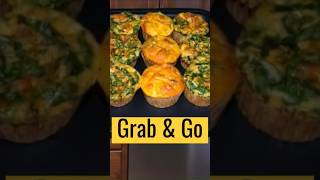 Crustless Quiche Muffins - #highprotein #breakfast #grab&go #quiche