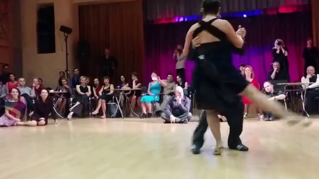 Alejandro Larenas y Marisol Morales (music: Pedro Laurenz - Mendocina)