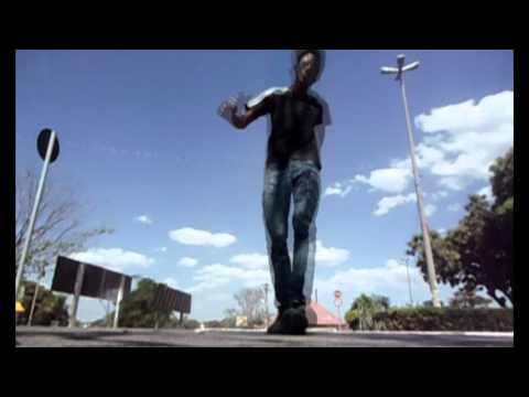 Deê. Santos; Dedicação