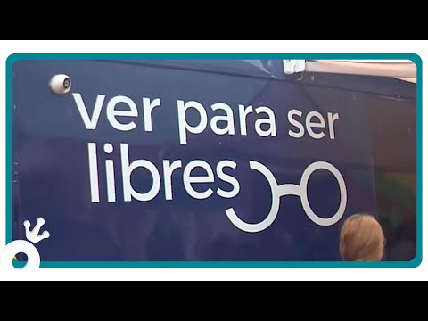 ¡FILAS INTERMINABLES por lentes gratis en Córdoba! 👓