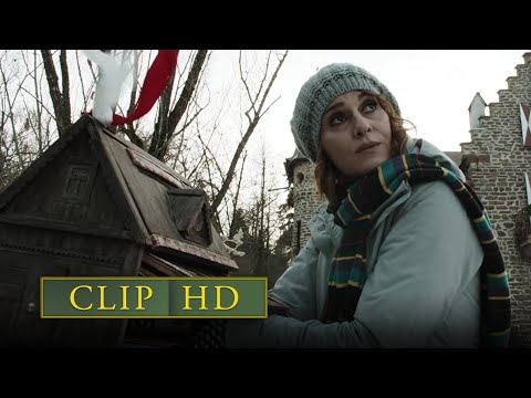 La Befana vien di notte -  clip "MASCHILISTI"