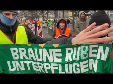 Linksextreme "Antifa" kapern Berliner Agrar-Demo #Wirhabenessatt Demo 17.01.26