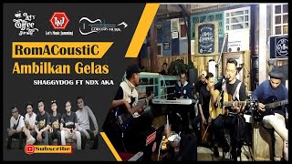 Download lagu ROMACOUSTIC - AMBILKAN GELAS ( Cover Shaggydog ft NDX AKA ) Live Acoustic Let's Coffee Cafe Surade mp3