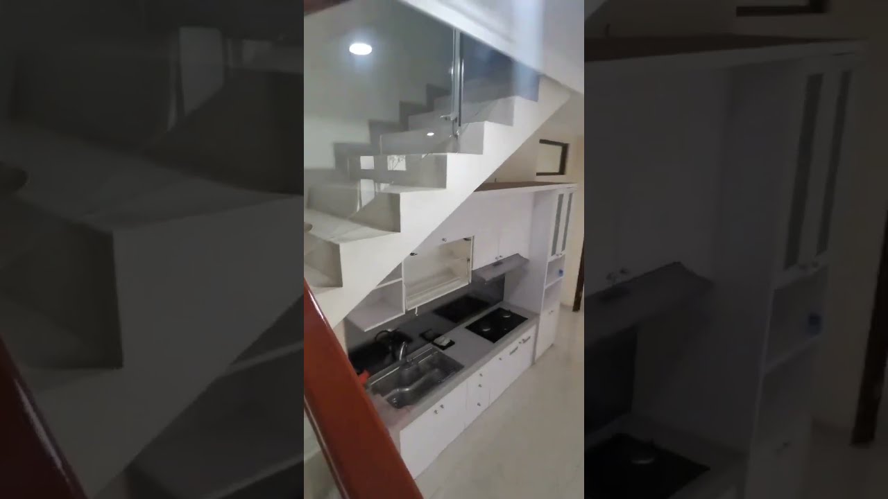 Rumah dg Kolam Renang Full Furnished Siap Huni Banjar Wijaya