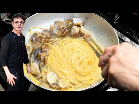 Inside the kitchen of a Roman restaurant with chef Diego 🇮🇹
