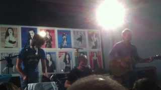 Girls in Hawaii - Not dead - session W9 Home Festival - 28/09/13