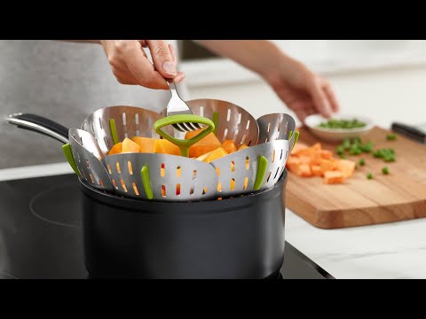 Joseph Joseph JJ-Koszyk do gotowania na parze Bloom plieno video