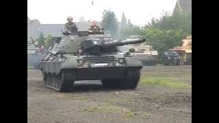 preview picture of video 'Stahl auf der Heide 2014 Leopard 1A5 in Munster/Germany'