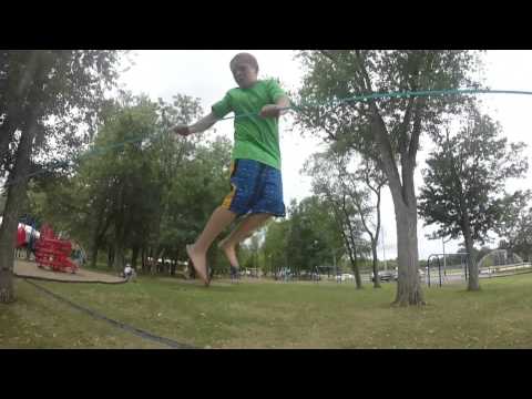 AWESOME SLACKLINE TRICKS!!!