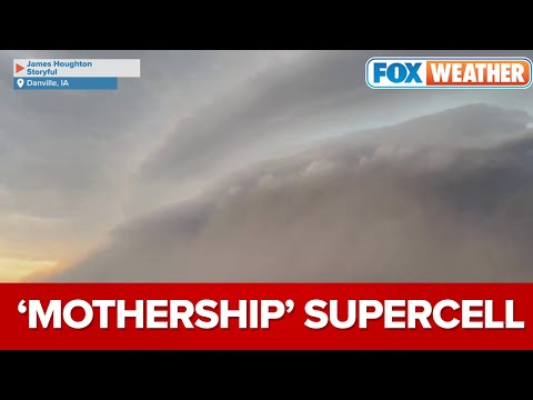 'Mothership' Supercell Looms Over South Iowa Sunday
