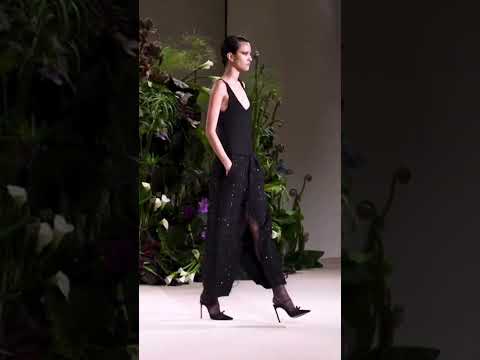 Jason Wu | Fall 2023 #nyfw #fashionweek #fashion #fashionshow #designer #trend #fashionstyle #fw23