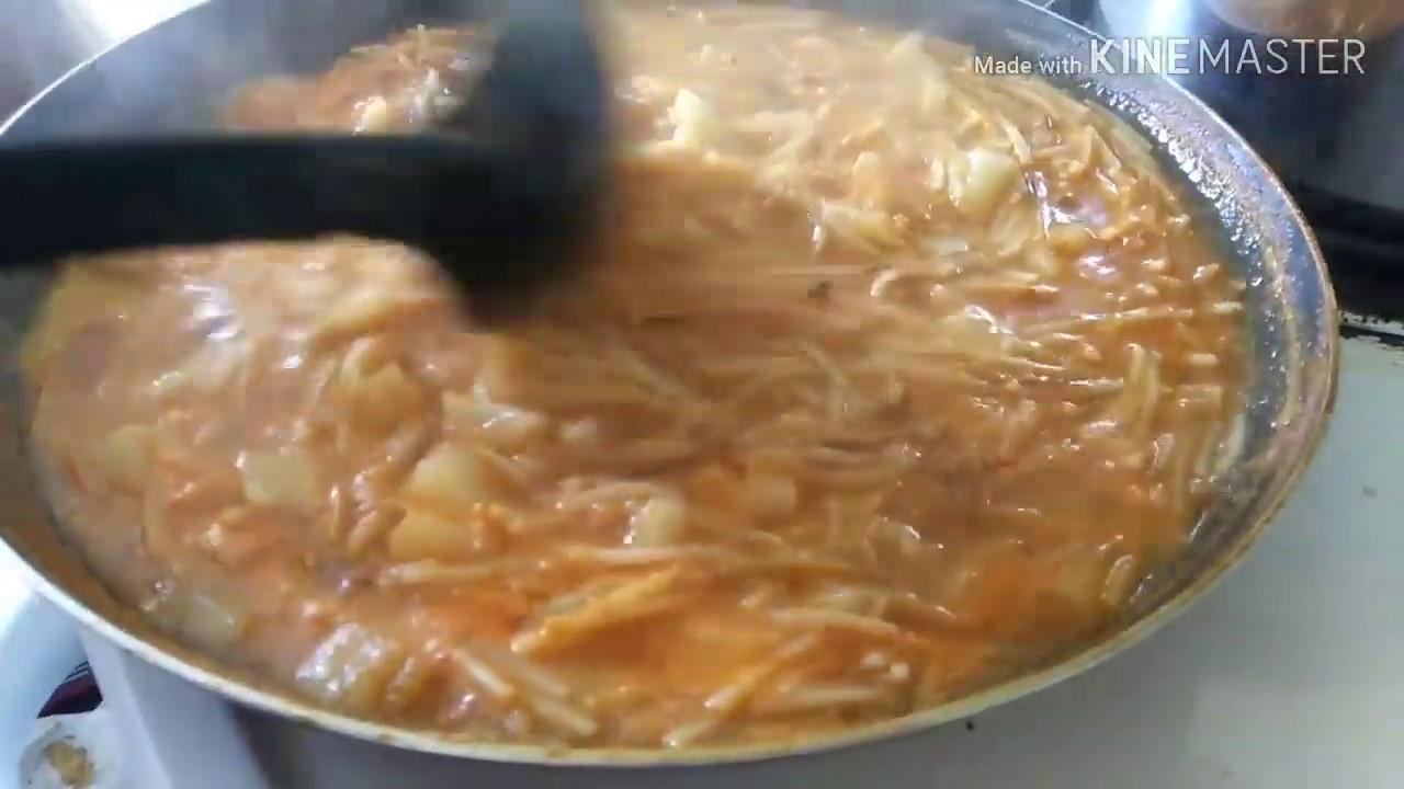 Cosinando sopa de fideo con papa's!