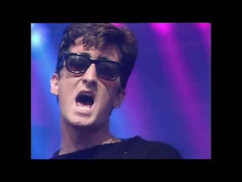 The Bluebells - Young At Heart (TOTP 1984)