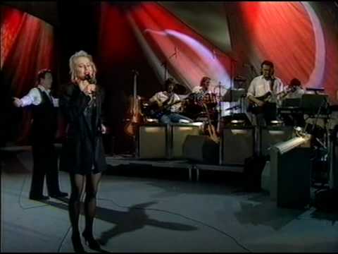 Louise Hoffsten & Allan Edwall - Ellinor Dansar (Live på Cirkus, Stockholm 1990)