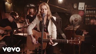 Amy Macdonald - Mr Rock & Roll (Acoustic / Drovers Inn Session)