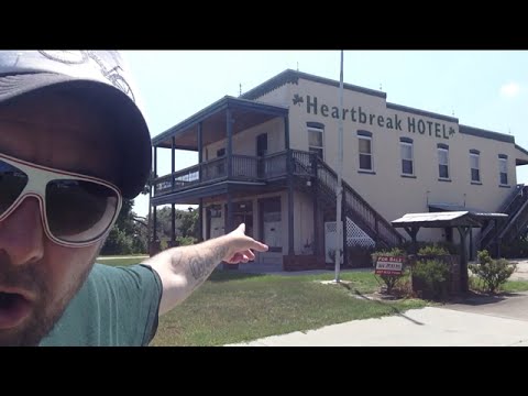 TheDailyWoo - 784 (8/24/14) The Elvis Heartbreak Hotel