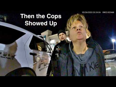 Extreme Karen Goes Crazy on Fast Food Employees