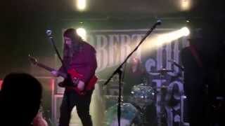 Robert Jon &amp; the Wreck - Open the show, Wayfarer, 10/3/15 - Killing it with &quot;Georgia Mud&quot;