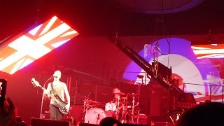 Calogero - Conduire en Angleterre