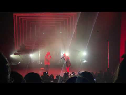 Lennon Stella and JP Saxe - Golf on TV