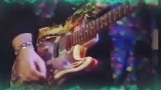 Yes - Walls live on Letterman  (in sync)