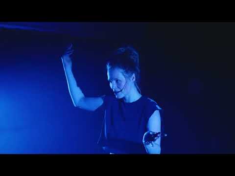 Femme with Gun - Ein Rave für den Widerstand