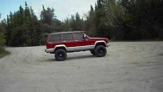 preview picture of video 'silver lake sand dunes Jeep cherokee xj l98 corvette motor'