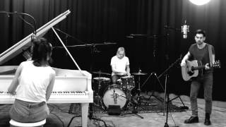 Video thumbnail for Amphion Presents: Eva & Manu // "I've Learned" @ Nordic Audio Labs by HEARTWOOD SOUNDSTAGE