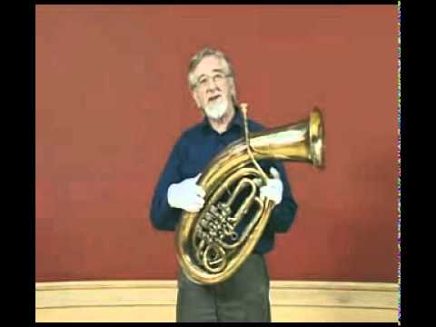 (3412) Clifford Bevan talks about the kaiserbaryton (euphonium) in Bb by Cerveny, c 1900.