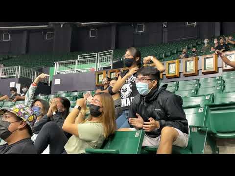 Justin Alverio Sings at the UH Women's Volleyball Game 11/26/21