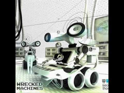Wrecked Machines vs X-Noize ft Mc Jah Natan - Out Land