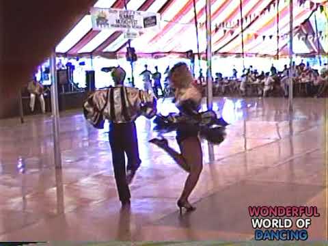 POLKA DANCE EXHIBITION AT FRANKENMUTH SUMMER MUSIC FEST  MUSIC BY LENNY GOMULKA & CHICAGO PUSH