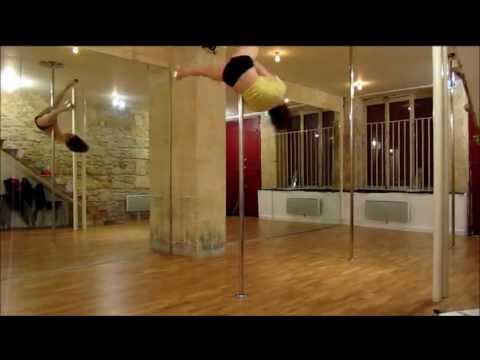 Cyd Sailor Training Pole Dance @ Electrick Pole Studio Bordeaux