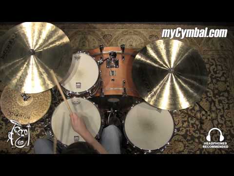 Istanbul Agop 22" Traditional Medium Crash Cymbal (MC22-1051915F)