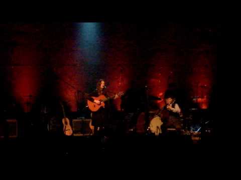 Rebecca Collins with Javier Mas  'Avalanche' Vicar St Dublin 29.11.2016