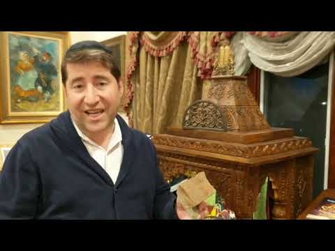 Rabbi Benzion Klatzko shows us around his Shabbat dining room