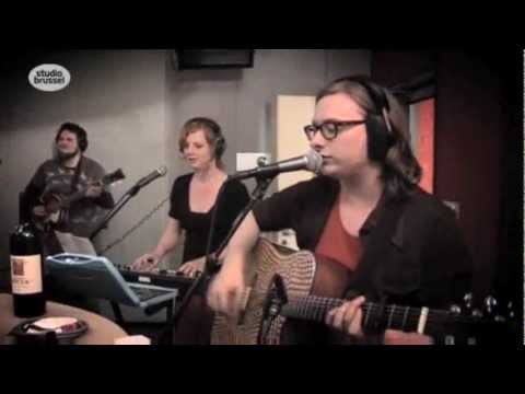 School Is Cool - You're The Voice [live @ Studio Brussel]