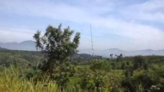 preview picture of video 'video2.mov: 20130622-GA-Bandung-Day3-Ciwidey-Garut'