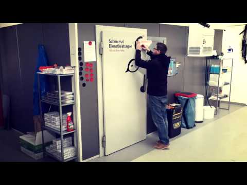 Folienbeschriftung bei Schmersal Dienstleistungen in Schwelm