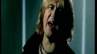 Def Leppard - Long, long way to go