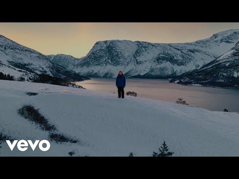 Hanna Andréa - I Don't Really Know (Official Music Video)