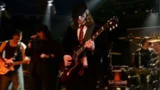 AC/DC Tribute TNT-Chicago performs &quot;Hells Bells&quot;